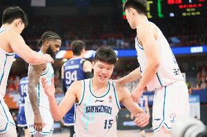 BetVictor伟德官方网站-青岛队记：这轮系列赛从开始到结束 全队从上到下始终有巨大压力