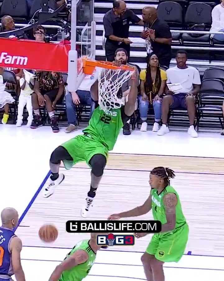 18年前的状元！美媒晒格雷格-奥登近期BIG3比赛集锦：低位大杀器